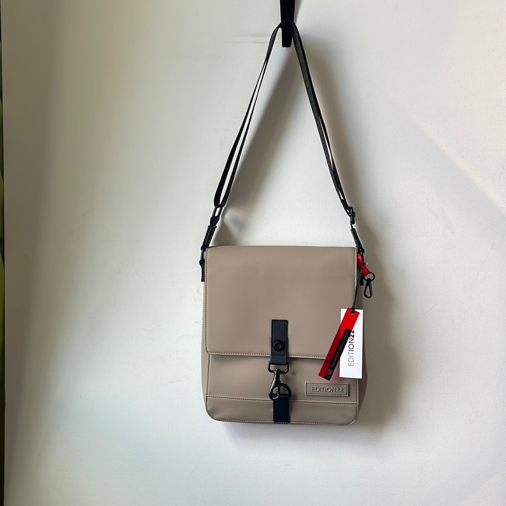 Bugatti x Edition22 Shoulder Bag